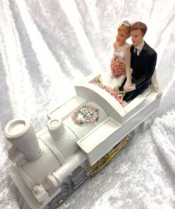 Spardose "Hochzeitspaar in der Lokomotive"