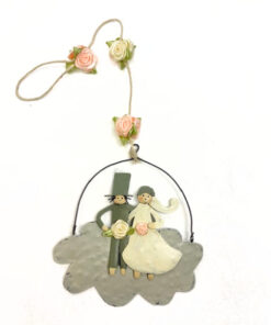 Metall "Brautpaar auf Wolke"