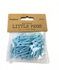 Klammern aus Holz hellblau