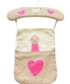 Kleiderbügel mit anhängendem Säckchen beige/rosa